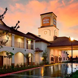 Hotel Ayres - Loma Linda