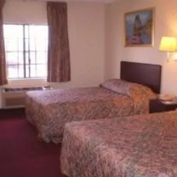 Lax Stadium Inn Lennox