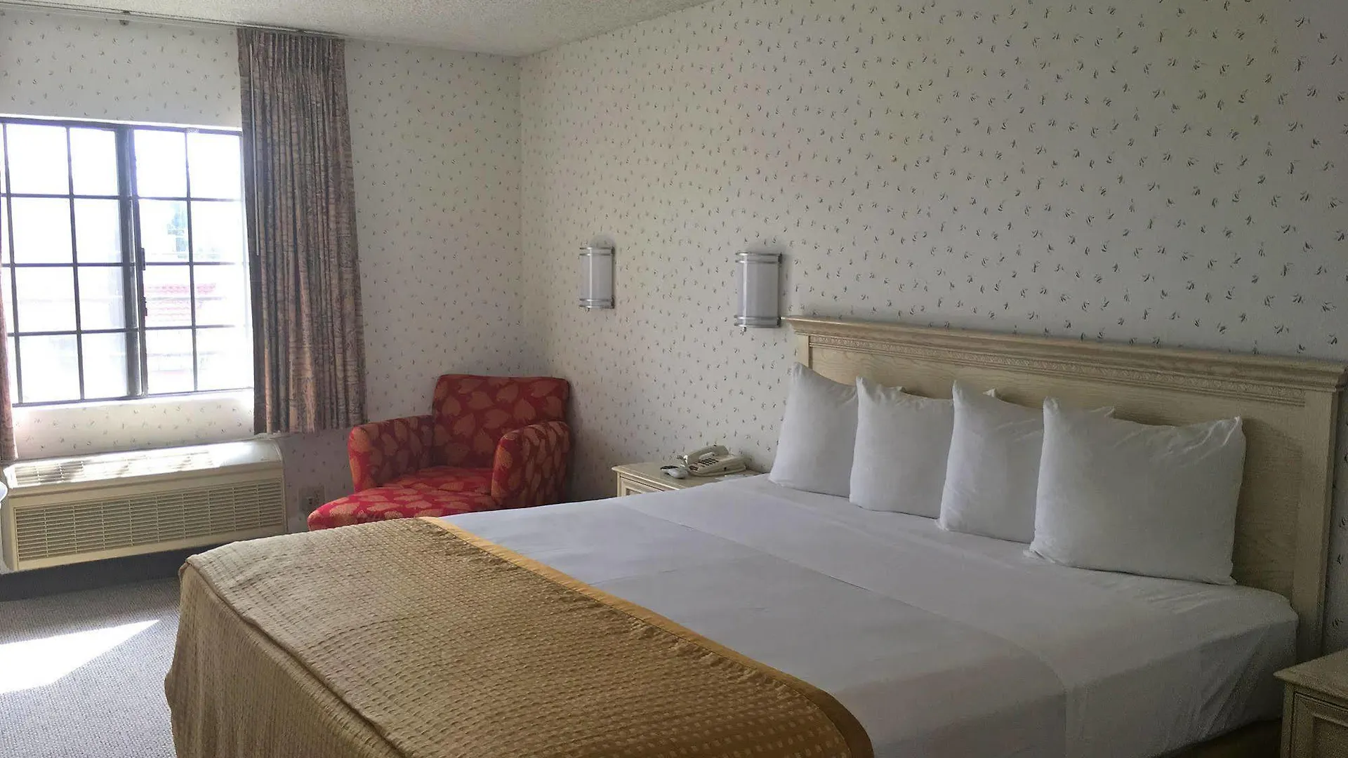 Lax Stadium Inn Lennox Hotel