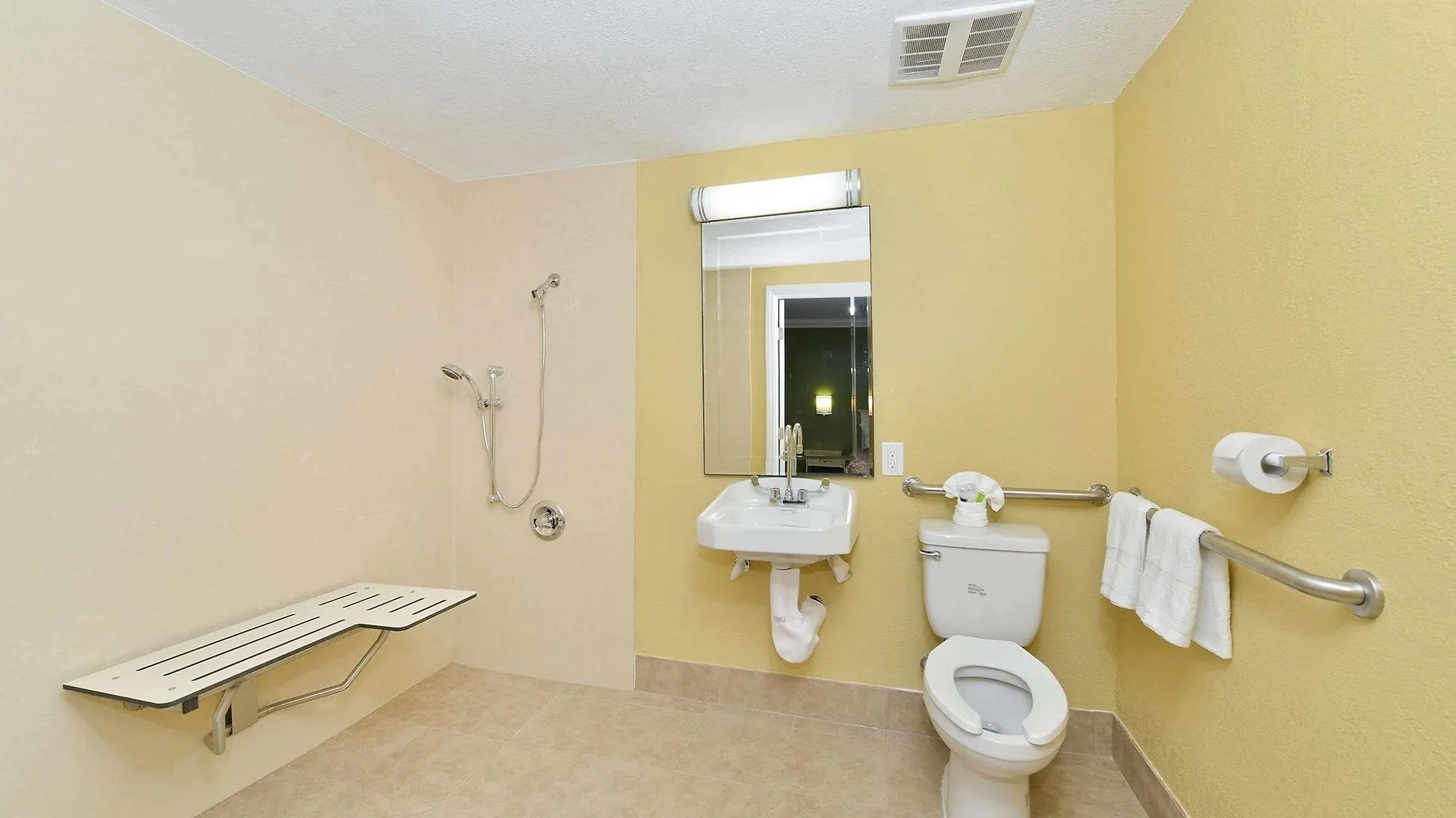 Lax Stadium Inn Lennox